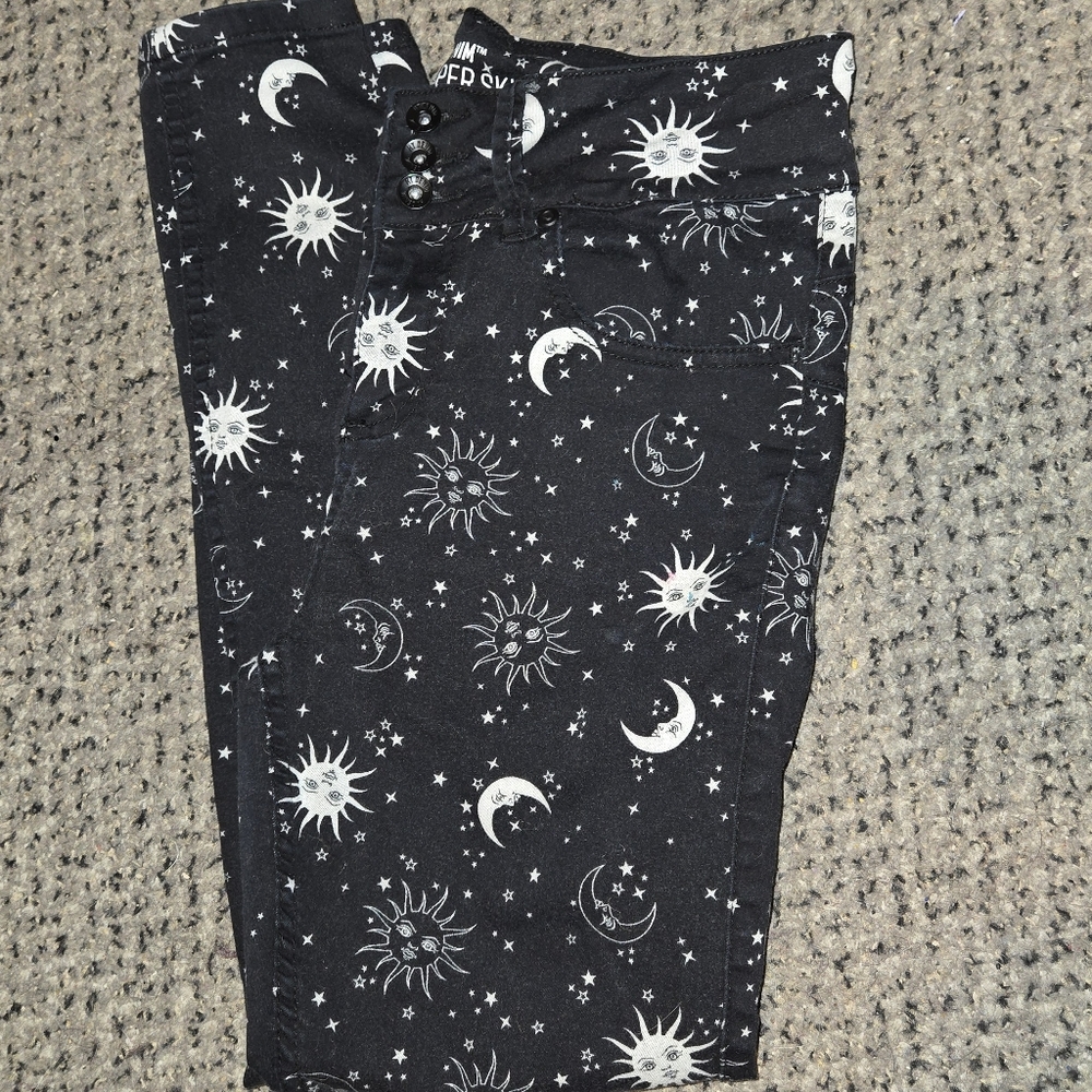 Hot Topic skinny denim